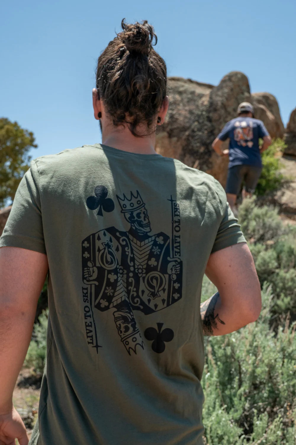 Live to Ski Skull King - One Color Unisex organic cotton t-shirt