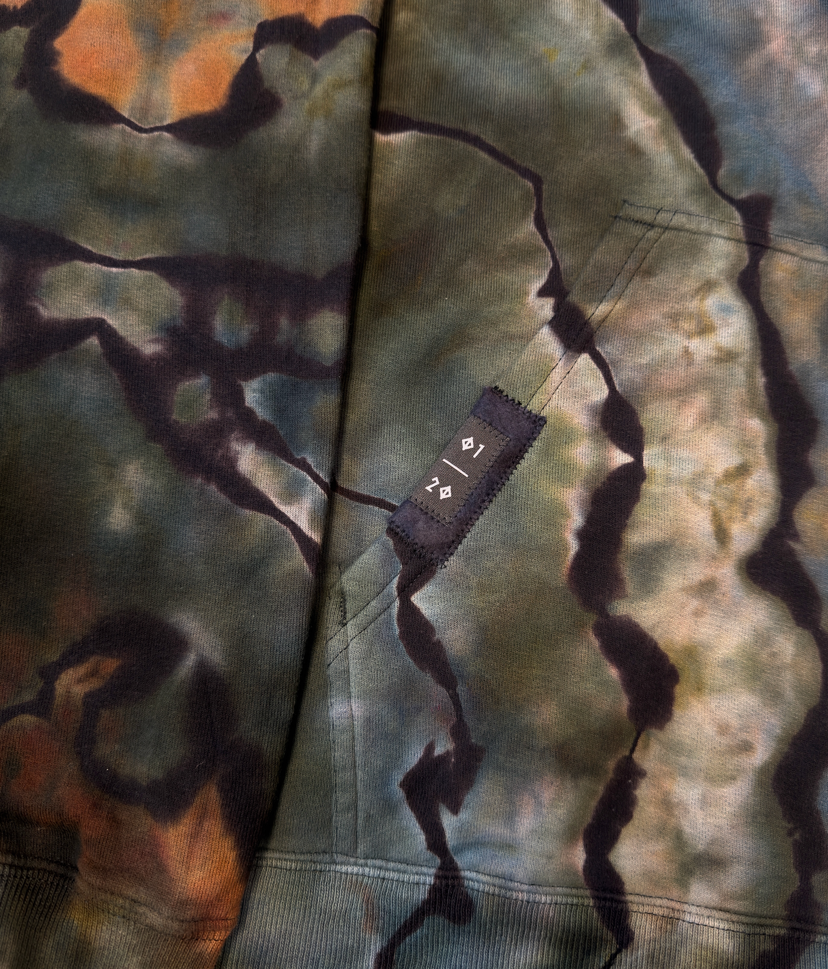 1/20 NEVERLAND - Ride Me Dyes Hoodie (2XL)