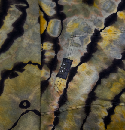 14/20 PEAK CAMO - Ride Me Dyes Hoodie (L)